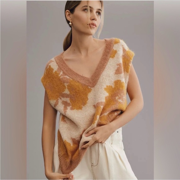 Maeve Sweaters - Maeve Floral V-Neck Sweater Vest